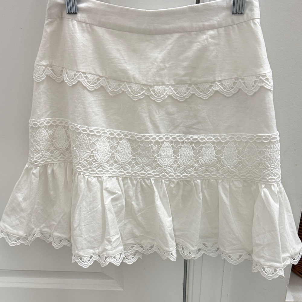 Endless Rose Elegant White Lace Trim Skirt